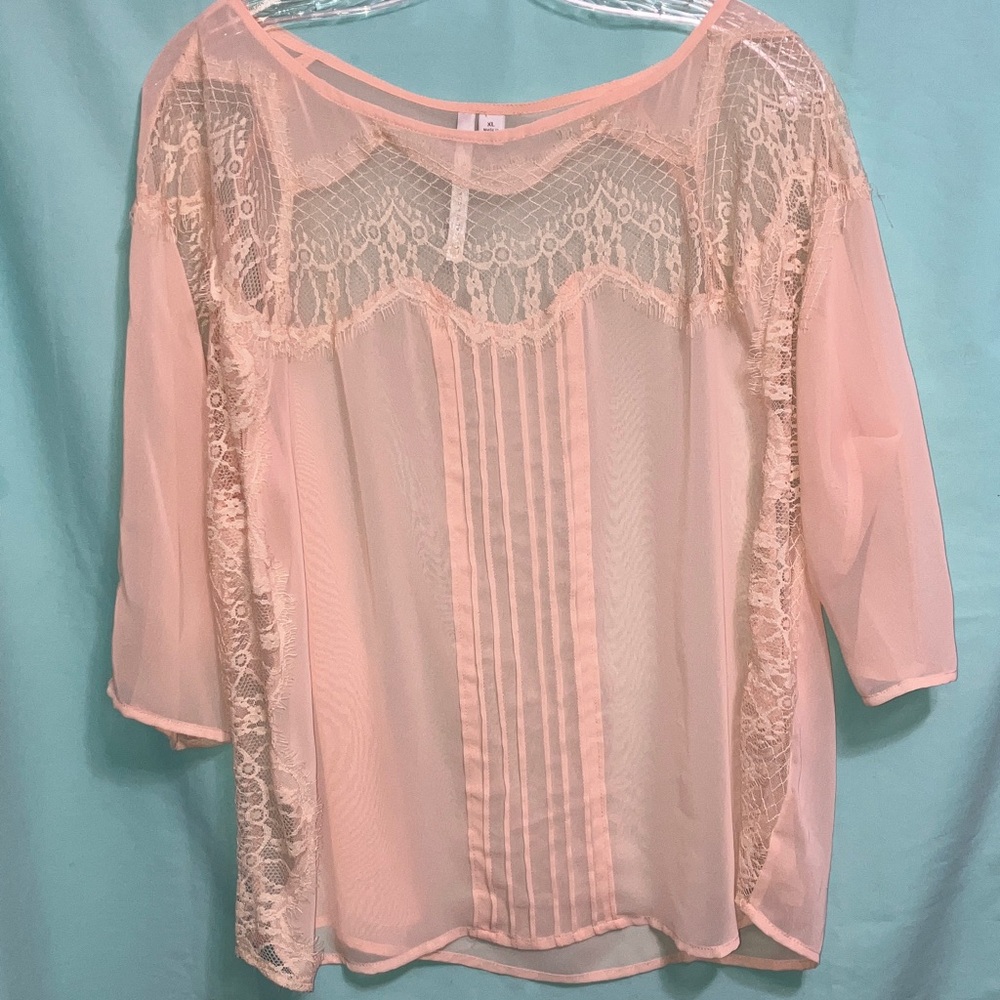 LC Lauren Conrad Blush Lace Women's Blouse